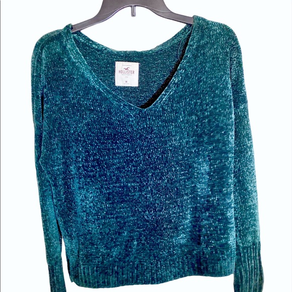 Hollister Sweaters - 😎 Hollister Emerald Green Sweater
